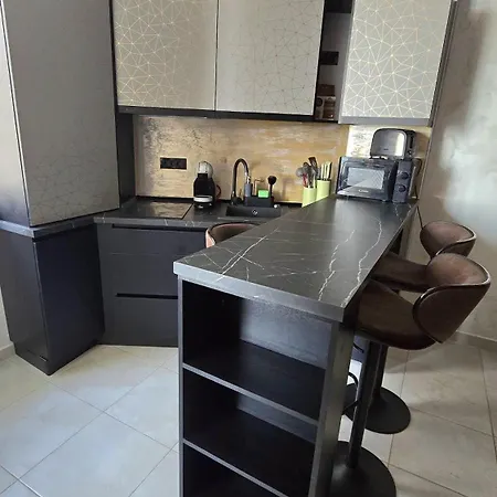 Breakfree At Azimuth Building Stefan * 那沃达利