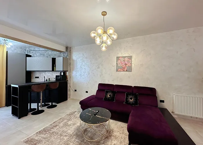 Breakfree At Azimuth Building Stefan * Нэводари